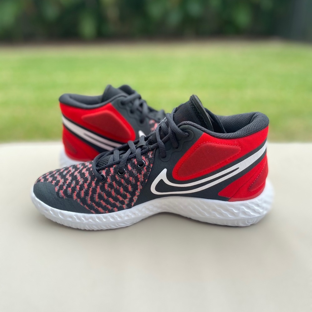Size 8 - KD Trey 5 VIII - Bred